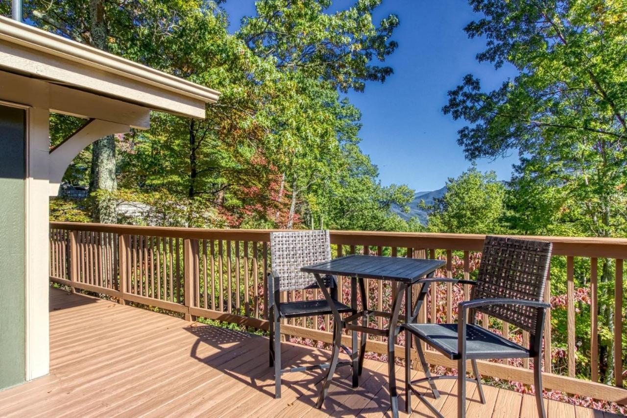Gatlinburg Views A Unique Cabin Mountain Views Expansive Decks Adjacent To Gatlinburg & Ski Lodge Cabin Экстерьер фото